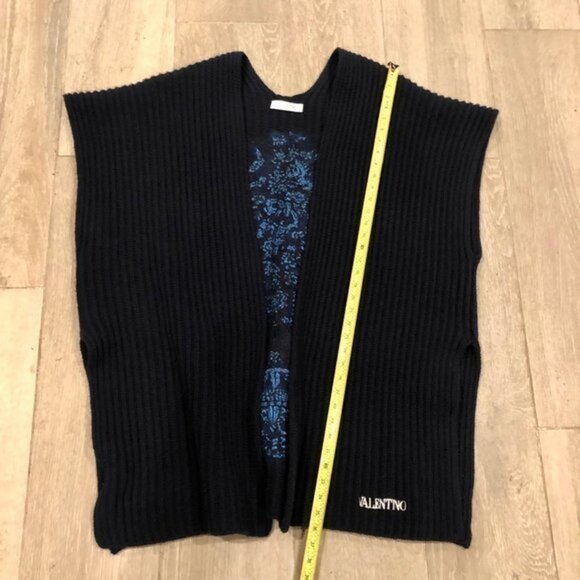 VALENTINO Garavani Floral embroidery cashmere blend poncho sweater in blue - Picture 10 of 16